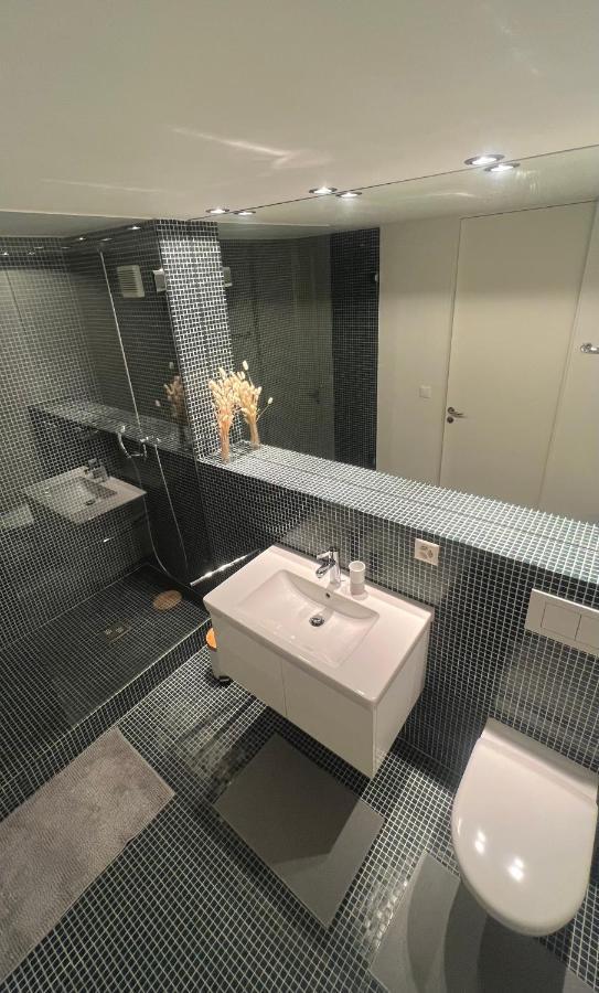 Hotel Jaeger Murten Exteriör bild